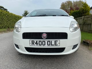 /photos/9732/aa807ecf-5862-42c2-a04b-1b847153616d_i320x240.jpg